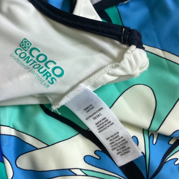 Women’s One Piece Swimsuit - Picture 5 of 6